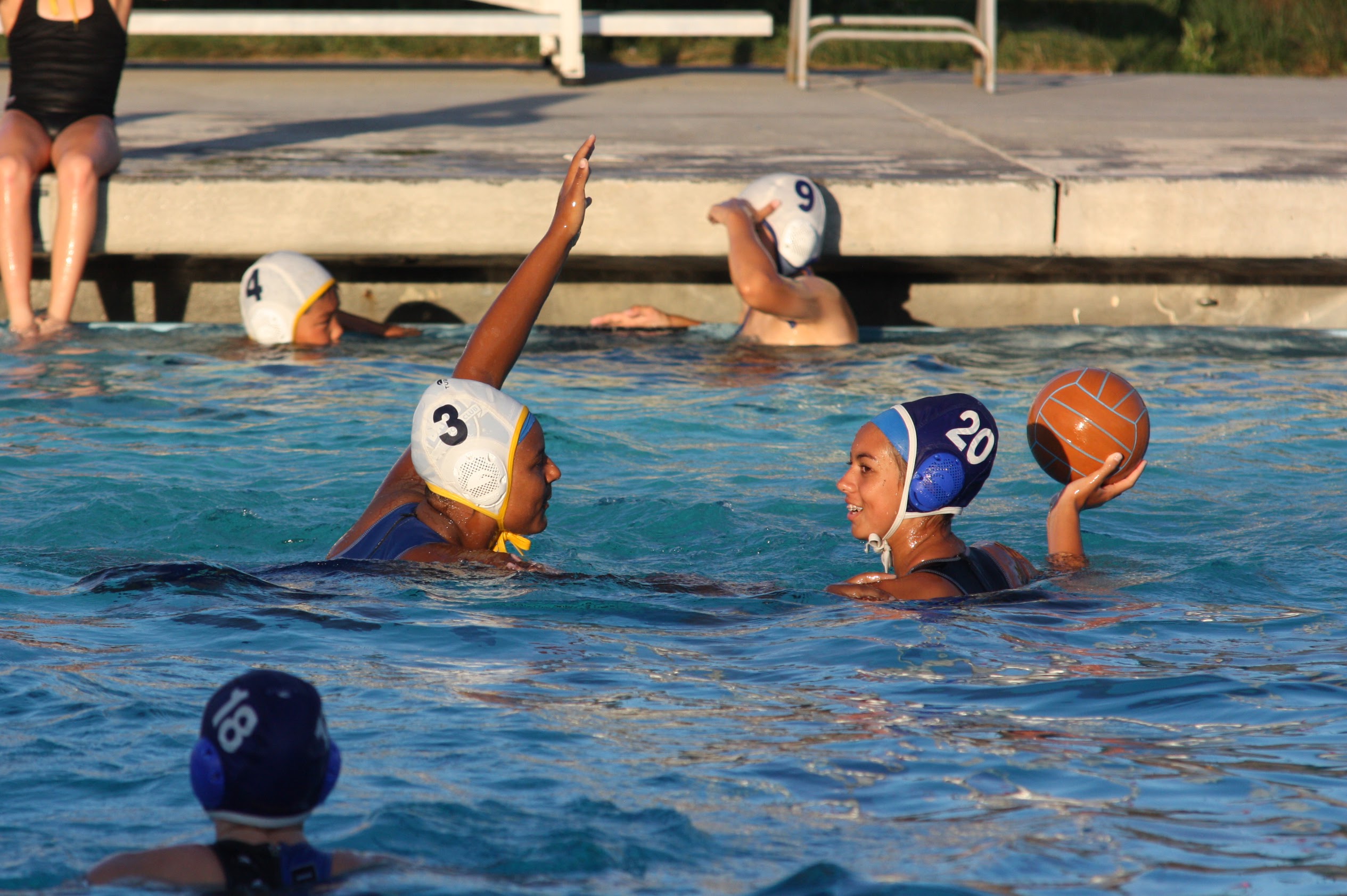 Davis Water Polo Club – Building in Youth Through Polo Since 1977